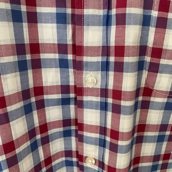 Vineyard Vines Men's 100% Cotton Classic Fit Murray Button-Down (XL) - Picture 4 of 9